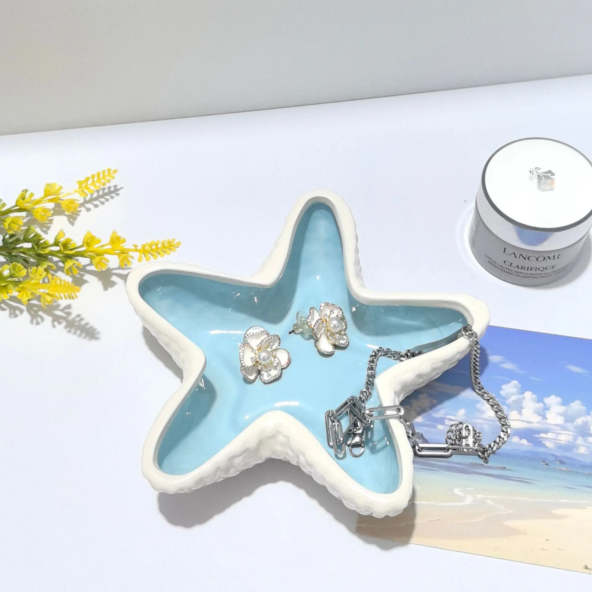 Creative Ceramic Ashtray, Trendy Home Decor, Large Shell Storage Ornament, Anti-Scatter Design, Living Room Style, Unique Personality Gift