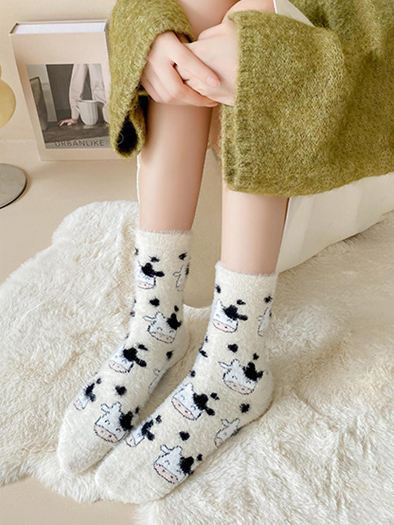 Women's Cow Print Fuzzy Mid Calf Socks, Cute Warm Crew Socks for Daily Wear, Casual Comfy Hosiery for Fall & Winter, Trendy Matching Jacquard Knitting Socks