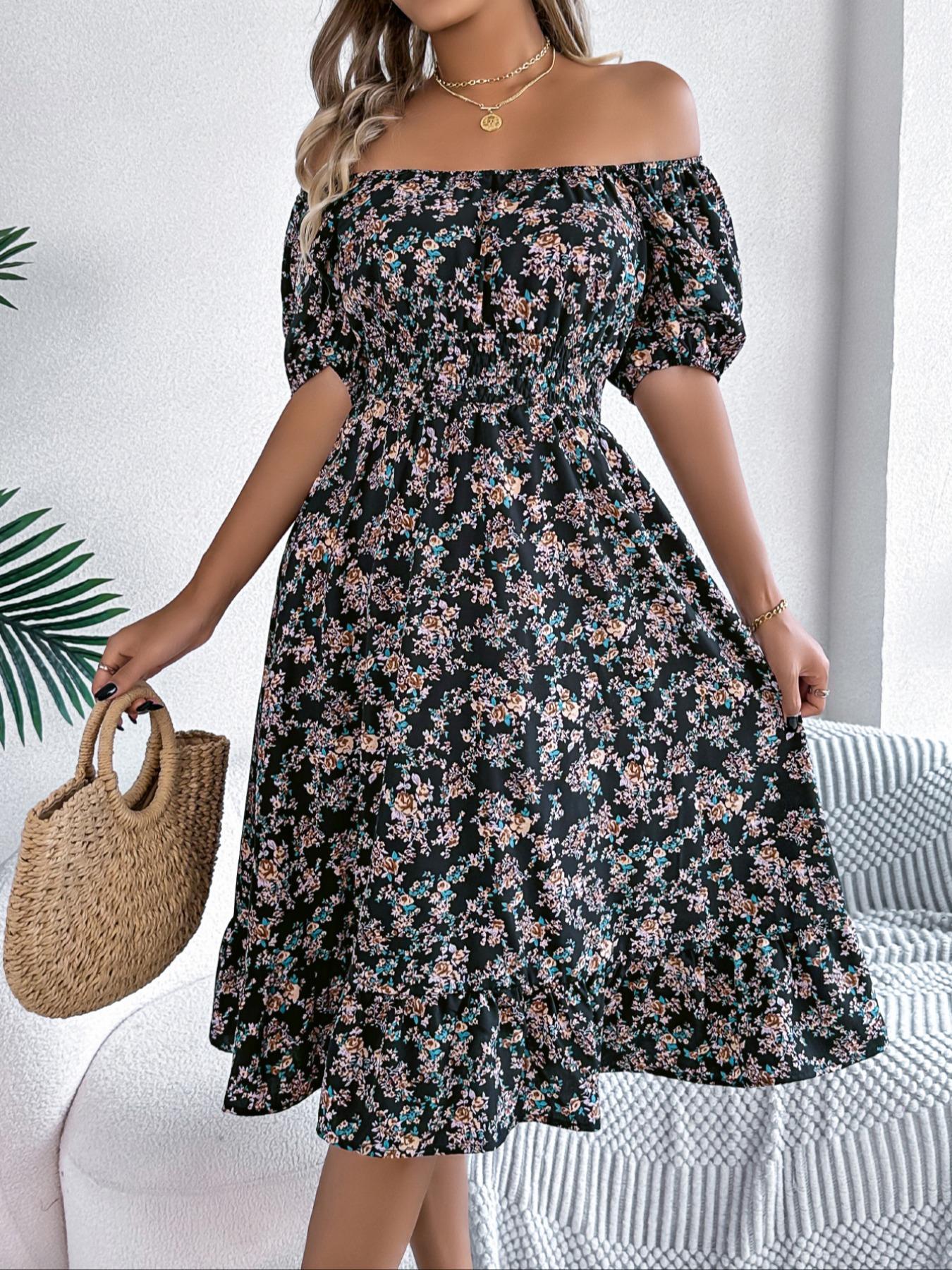 Women's Ditsy Floral Print Ruffle Hem Shirred Dress, Boho Fashion Square Neck Short Sleeve Dress for Daily Holiday Vacation Wear, Ladies Dress for Summer, Bohemian Casual Dress