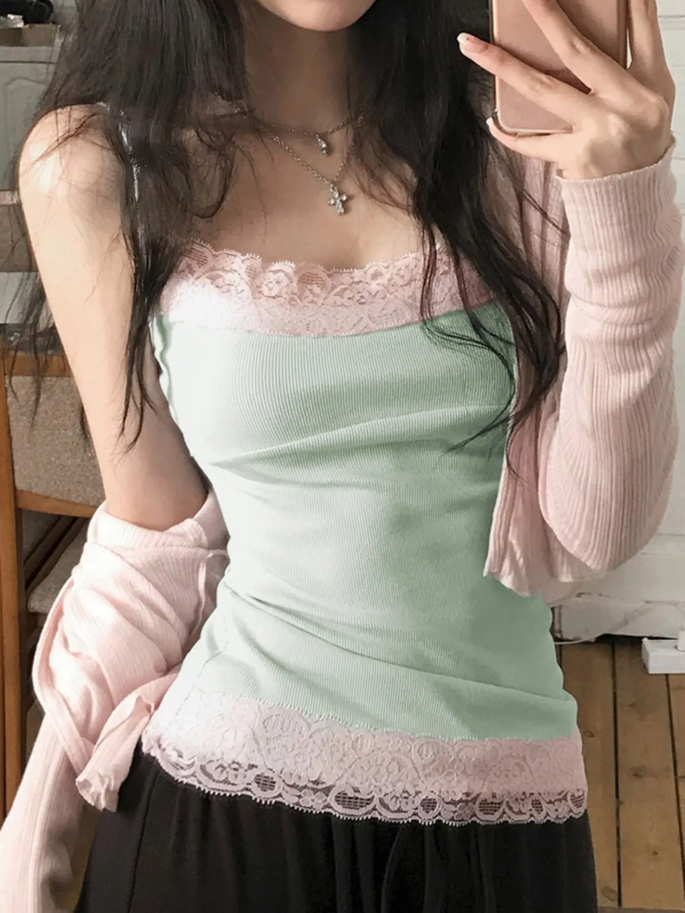 Y2K Colorblock Lace Edge Cute Girl Style Slim Fit Sleeveless Spaghetti Strap Cami Top, Women's Basic Backless Vest, Casual, Chic, Fashionable and Comfortable