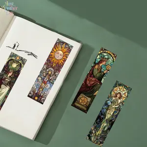 30Pcs Stained Glass Tarot Kingdom Art Paper Bookmarks, Vintage Medieval Figure Pattern Book Markers, Aesthetic Decorative Page Mark Cards for Book Lovers, Reading Notebook Annotating, Journal Scrapbook, Book Club Gifts and Stationery Collection