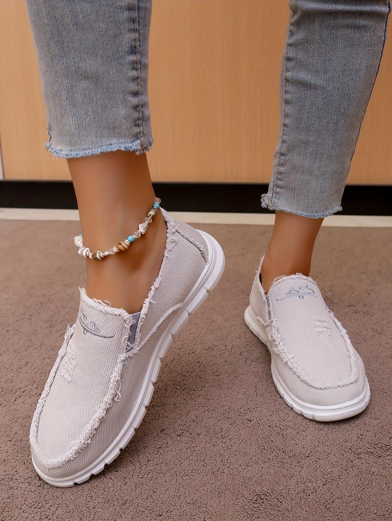 Men'S And Women'S Casual Loafers with Floral Embroidery- Made of Soft Fabrics, Featuring Non- Slip Rubber Soles, Lightweight And Comfortable for All Seasons. Casual Footwear |   Floral Embroidered Shoes |   Rubber- Soled Shoes