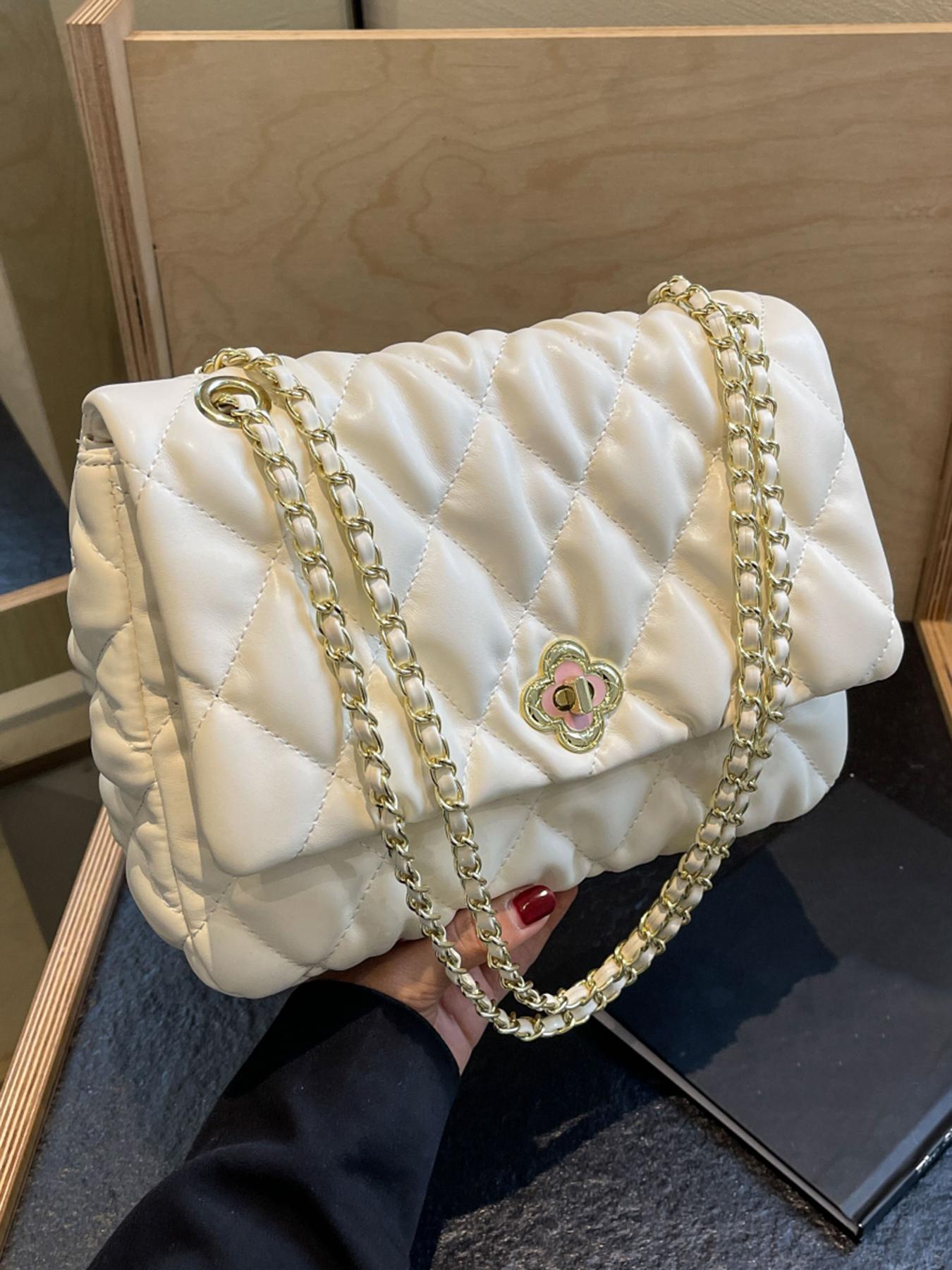 Classic style women's quilted crossbody bag, simple and niche, metal chain shoulder strap design for women's shoulder bag, trendy and fashionable, exquisite solid color casual women's bag, suitable for commuting, shopping, dating, parties and other occasi