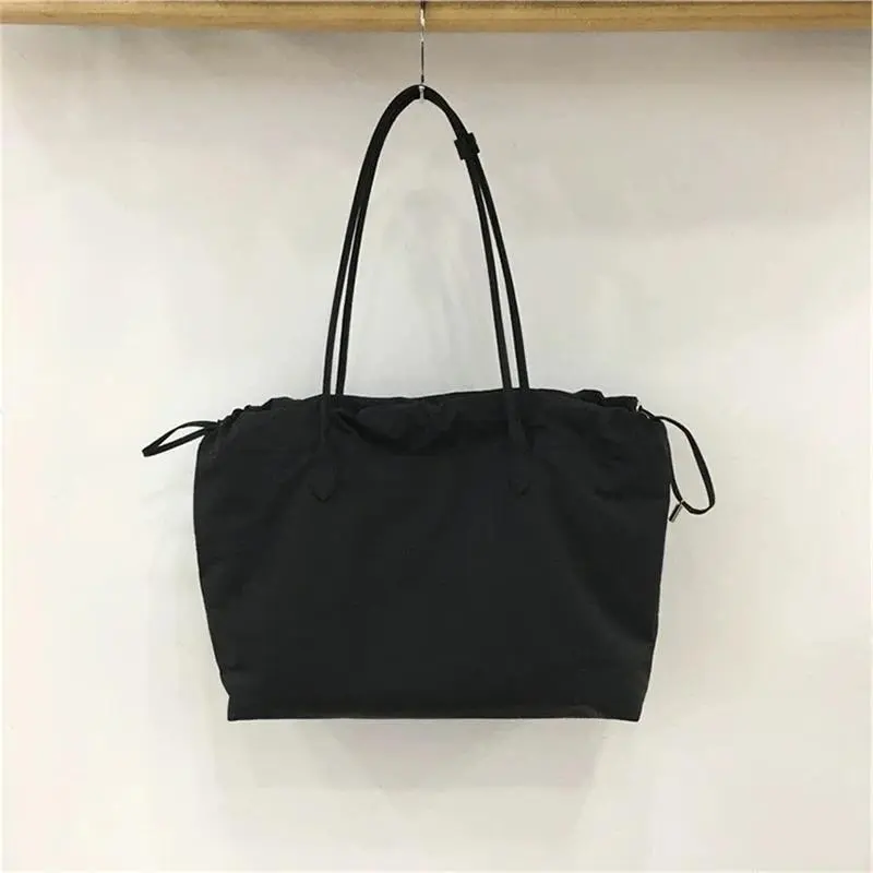 Large Capacity Nylon Shoulder Bag Casual Drawstring Tote Handbag Daily Simple Travel Shopper Bag Women Lightweight Work Bag