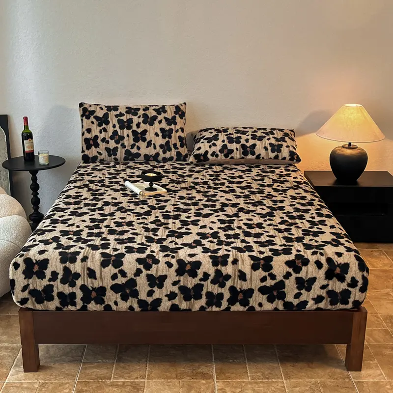 Butterfly, Leopard Print Faux Rabbit Fur Fitted Sheet Set, Cozy Bed Sheets, Ultra Soft Fluffy Warm Bedding, 2/3-Piece Set with 1 Fitted Sheet and 1 or 2 Matching Pillowcases, Bed Set for Bedroom, Dorm, Apartment, Hotel and Guest Room