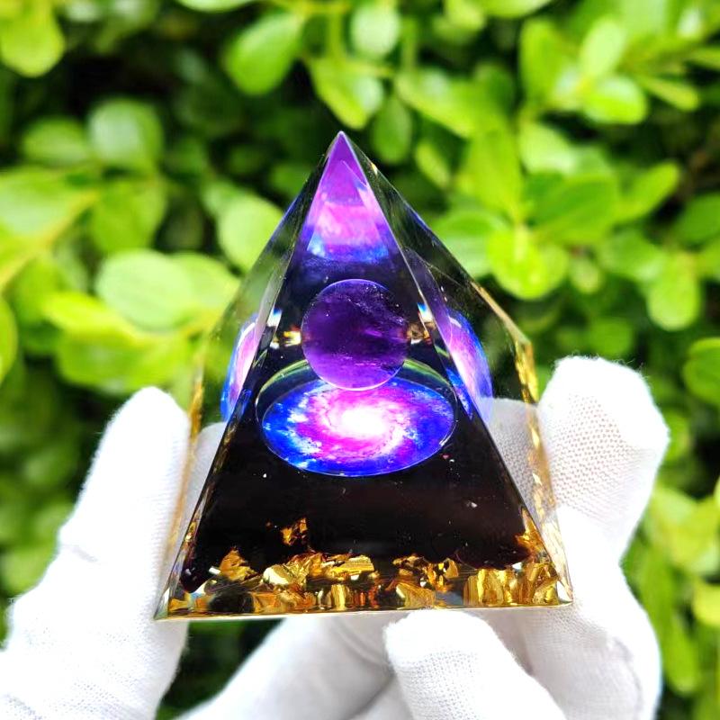 Popular Crystal Ball Pyramid Crystal Gravel Resin Home Desktop Handmade Decoration