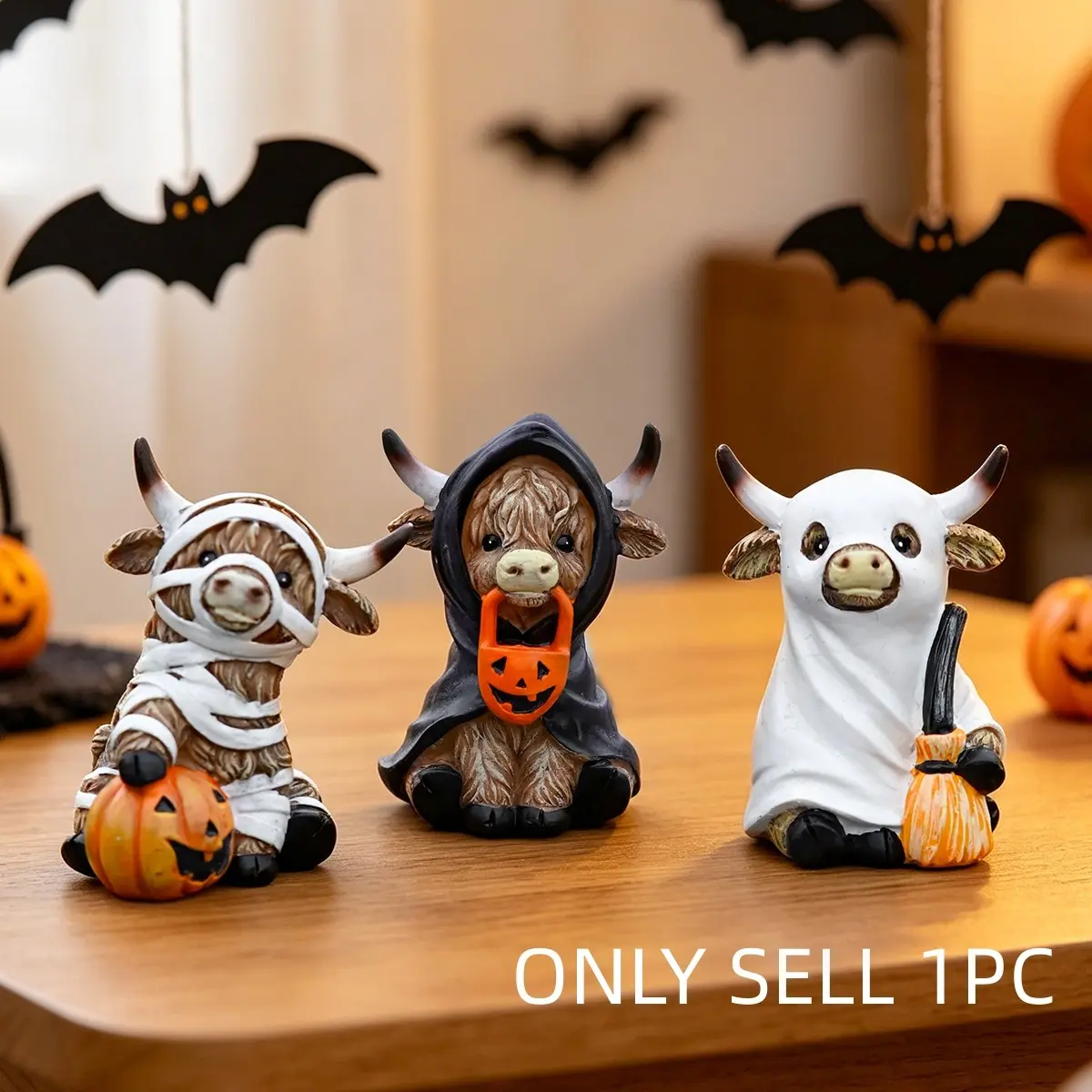 Halloween Highland Cow Resin Statue, Decorative Figurines, Mummy + Grim Reaper + Ghost Design, Cute Halloween Decor, Perfect for Festive Atmosphere