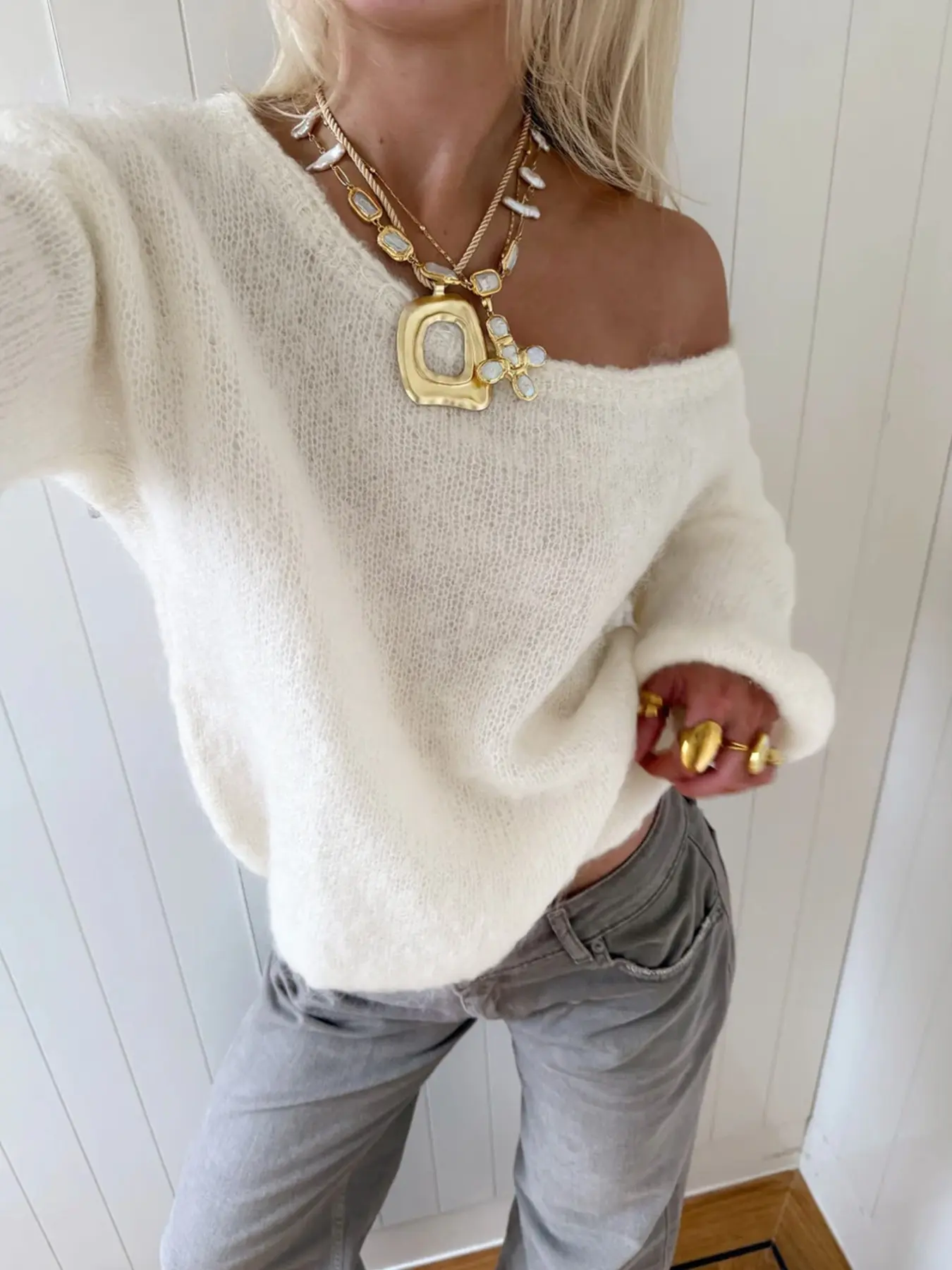 Women's Boat Neck Knit Sweater, Solid Color Long Sleeve Loose Pullover Top, Casual Basic Lightweight Knitwear Womenswear for Daily Wear, Fashion Ladies Sweaters
