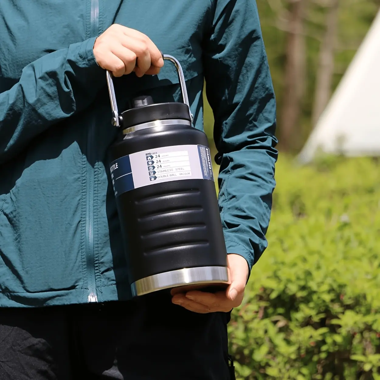 Large Outdoor 304 Stainless Steel Insulated Water Bottle, Wide Mouth, Magnetic Lid, Leak-Proof, Portable Handle, Ideal for Travel & Office