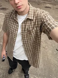 Men's Plaid Flannel Button-Up Shirt, Soft and Comfortable, Ideal for Work and Casual Occasions, Complete Ensemble