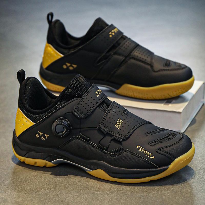 2026 New Model Badminton Shoes for Men, Breathable and Lightweight, Women's Badminton Training Shoes, Couple's Sports Shoes