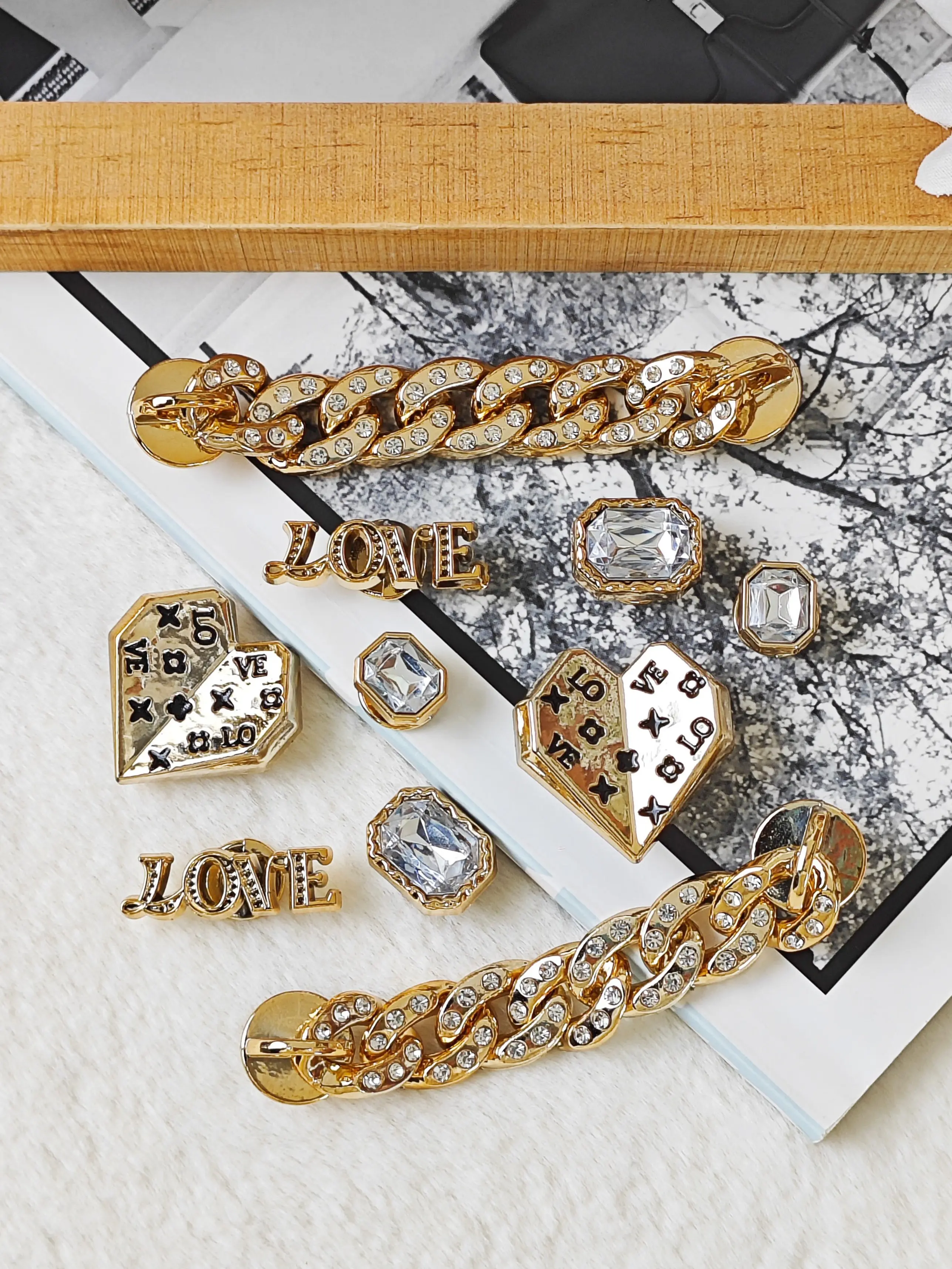10pcs DIY Shoe Decoration Charms, Heart Letter Rhinestone Chain Buckles, Lightweight Non-Metal, Y2K Fashion, Eva Sandals, Holiday Gift