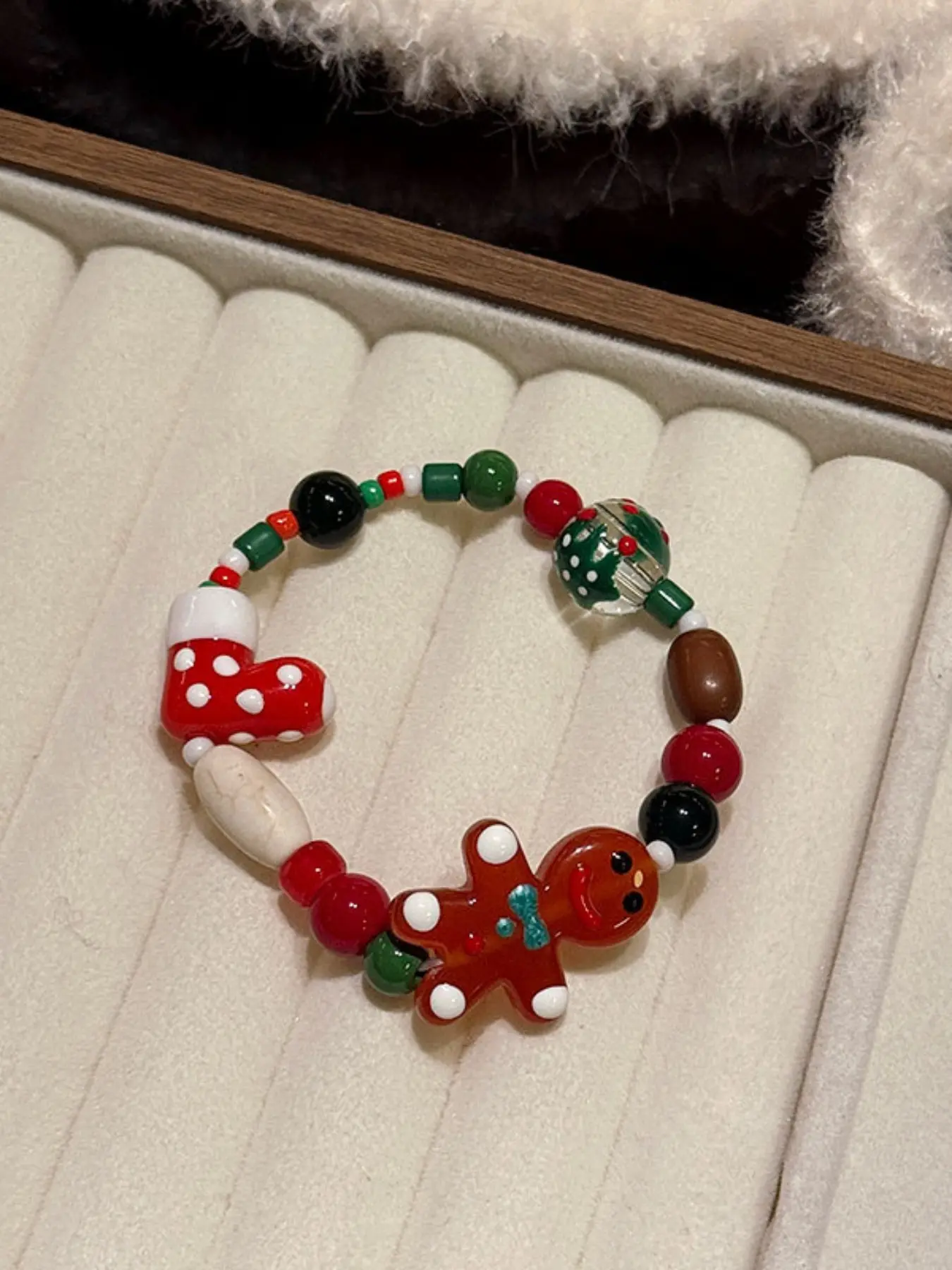 Christmas Beaded Bracelet, Cute Gingerbread Man and Santa Pendant, Handmade Beads, Holiday Gift, Stackable Jewelry