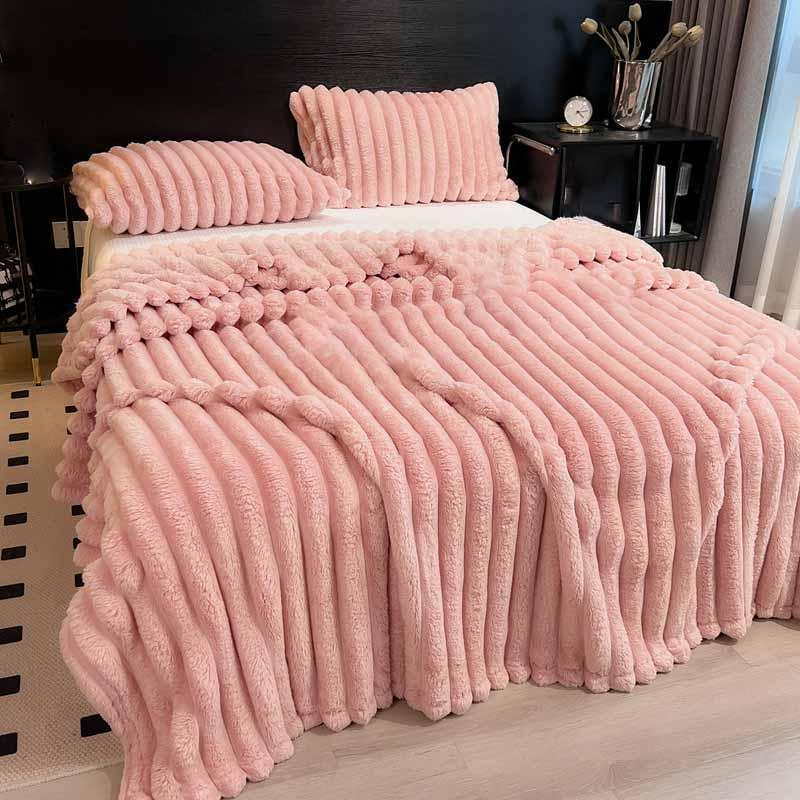 Solid Color Thickened Throw Blanket, 1 Count Soft Comfortable Sofa Blanket without Pillowcase, Warm Home Bedroom Dormitory Office Bedding, Valentine's Day Gift, Fluffy Blanket