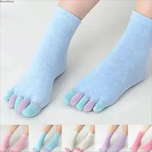 6-Pair Women’s Cotton Five-Toe Socks, Breathable Crew Ankle Split-Toe Athletic Socks, Soft Comfortable Cotton Socks for Running, Fitness Training, Casual Wear, and Outdoor Activities, Lightweight Daily Sport Socks for Women