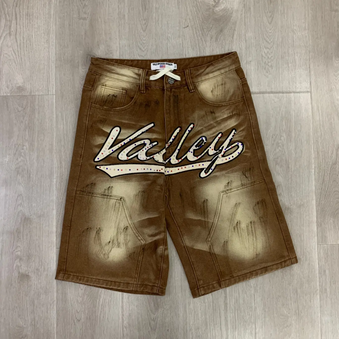 Valley Rhinestone Cursive Denim Shorts Vintage Mud Washed Brown Loose Fit Oversized Y2K Streetwear Hip Hop Baggy Jorts Carpenter Bermuda Summer Men Trendy Bottom