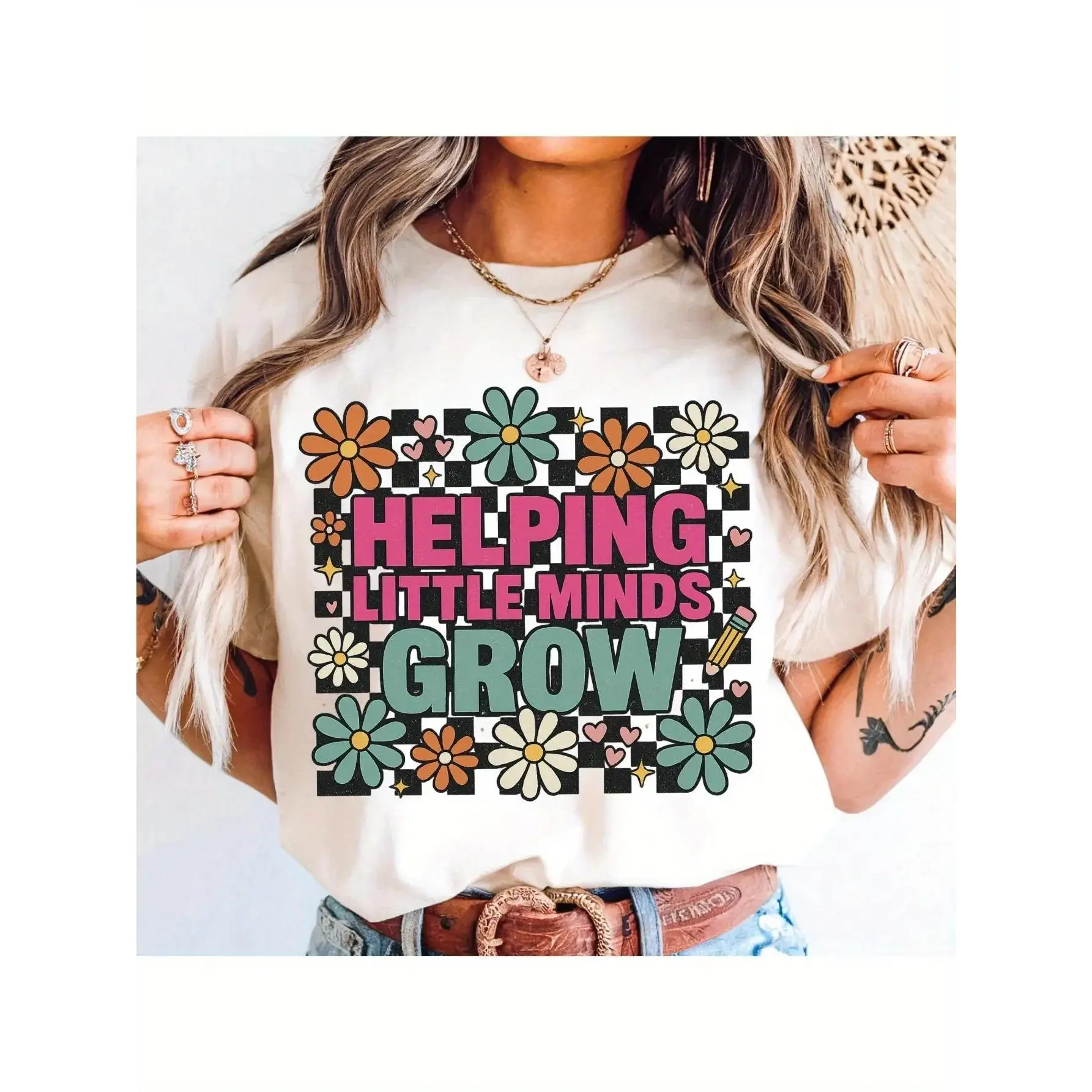 Women's "Helping Little Minds Grow" Floral Teacher T-Shirt - Soft Beige & Green Educational Shirt with Colorful Flower Design, Short Sleeve Regular Fit Casual Work Top for Kindergarten, Preschool, Special Education - Breathable All-Season Comfort
