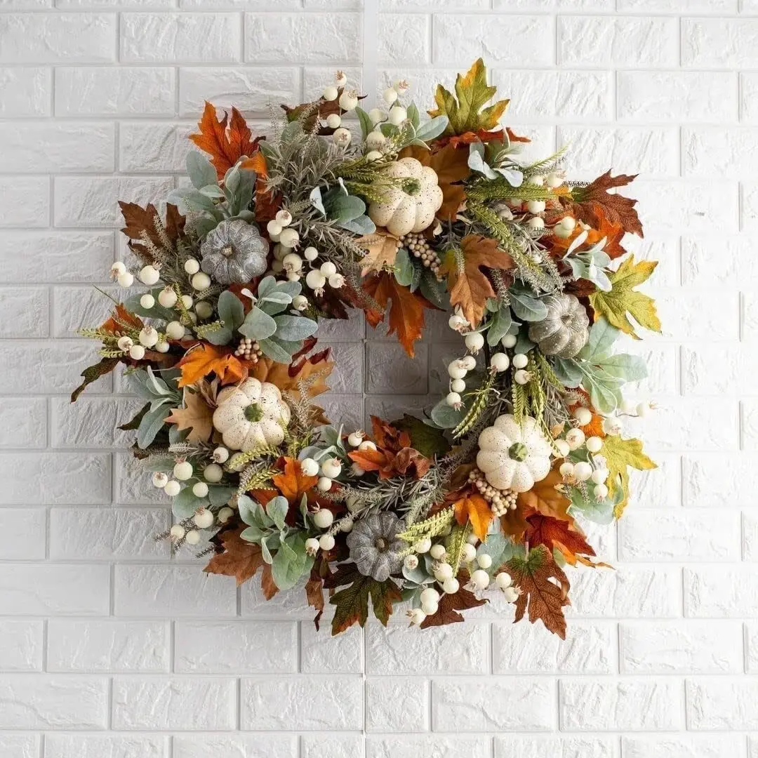 Thanksgiving Maple Leaf Wreath, Berry Wall Decor, Pumpkin Wreath, Autumn Wreath, Maple Leaf Harvest Festival Decoration