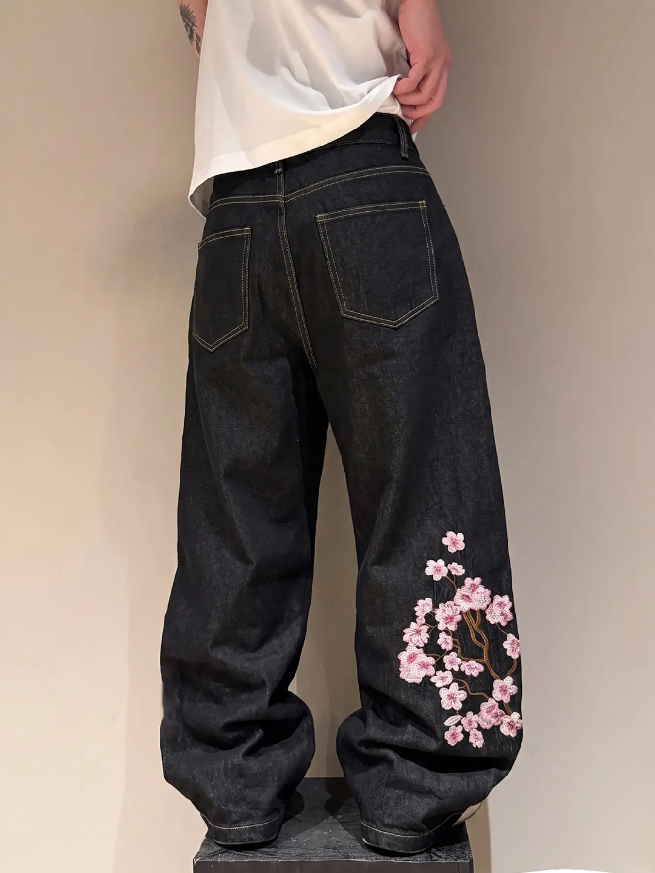 Men's Denim Sakura Embroidered Wide Leg Jeans, American Y2K Style, Loose Fit, All Seasons, Plain Surface, Unlined