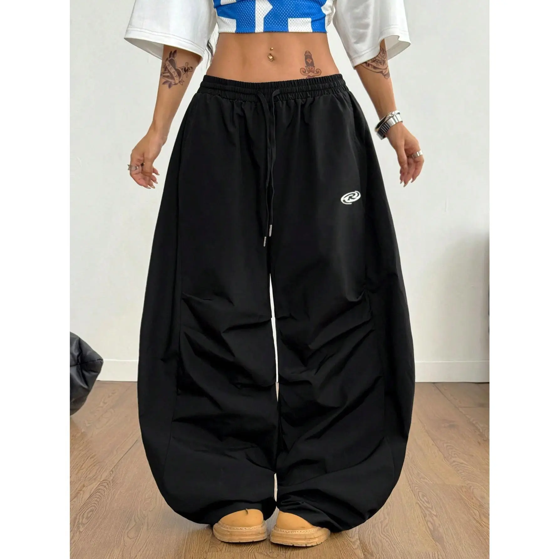 Women's & Men's Summer Festival Couple Same Style Vintage Sportswear Embroidered Graphics Plaid Textured Baggy Parachute Scimitar Pants