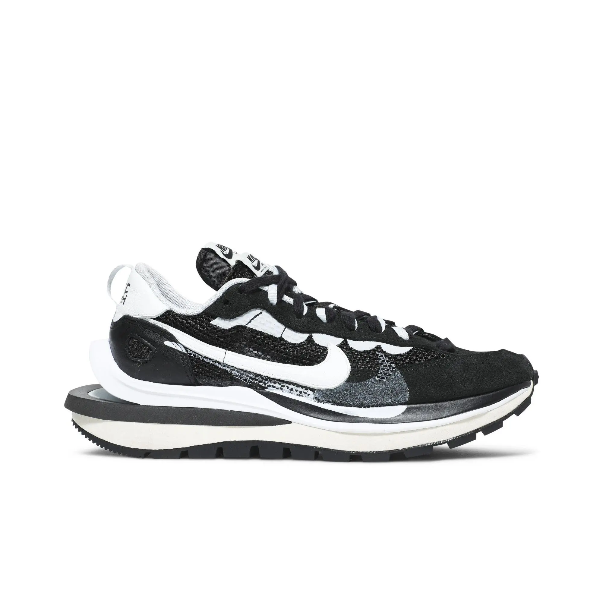 sacai x Nike VaporWaffle 'Black White' (Unisex) Black/Summit White/Pure Platinum lifestyle casual shoes CV1363 001, Running, Casual Wear, Lightweight