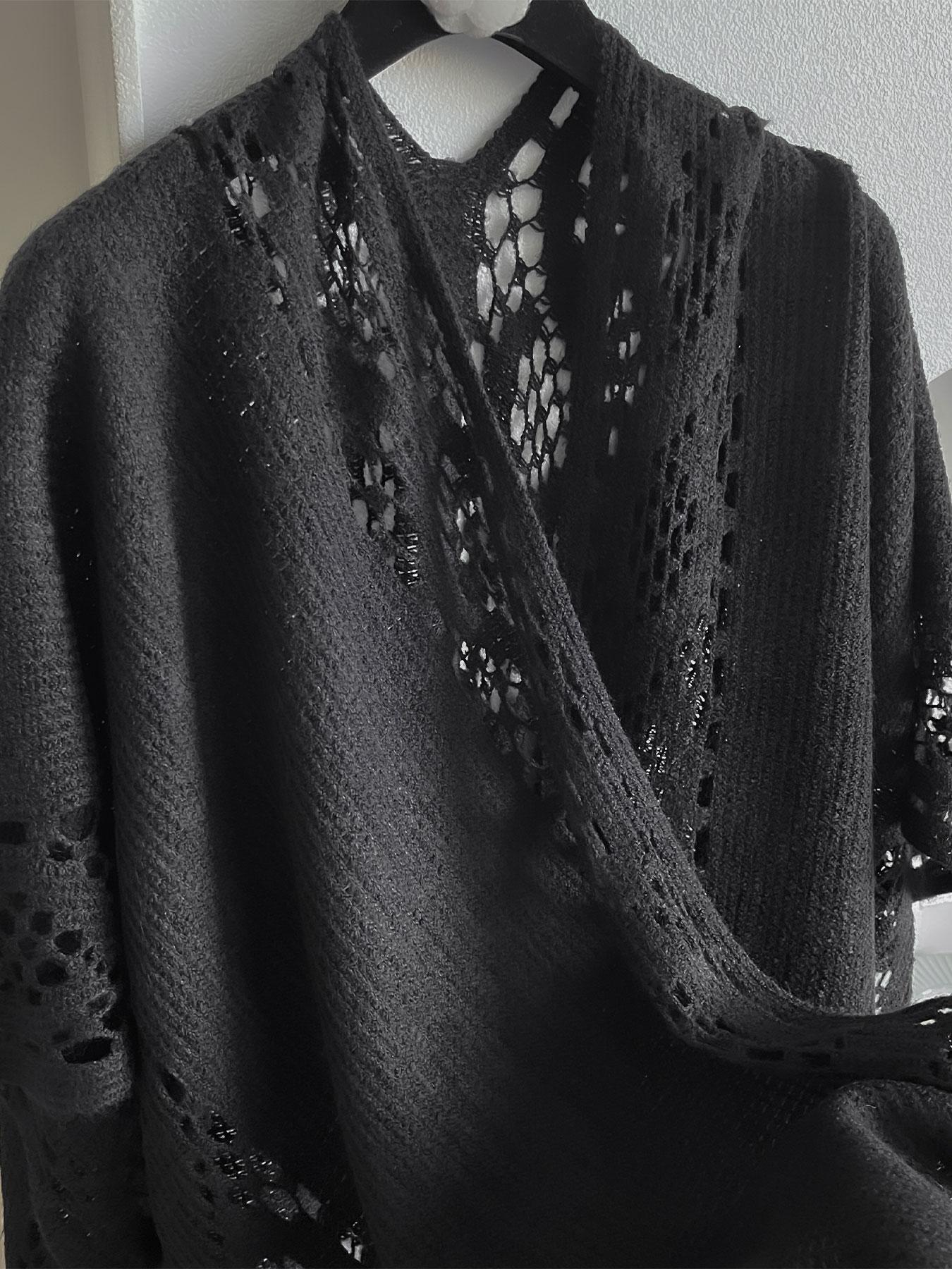 Women's Solid Color Hollow Out Fringe Trim Cape Shawl, Casual Elegant Shawl for Daily Wear, Fashion Accessories for Women & Girls, Clothes