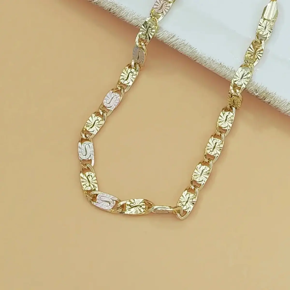 14K Gold Tri-Color Mariner Link Bracelet - Polished Floral Engraved Three-Tone Chain, Dainty Jewelry Gift for Women