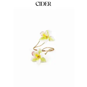 Cider FLOWER ARM CUFF Cider FLOWER ARM CUFF