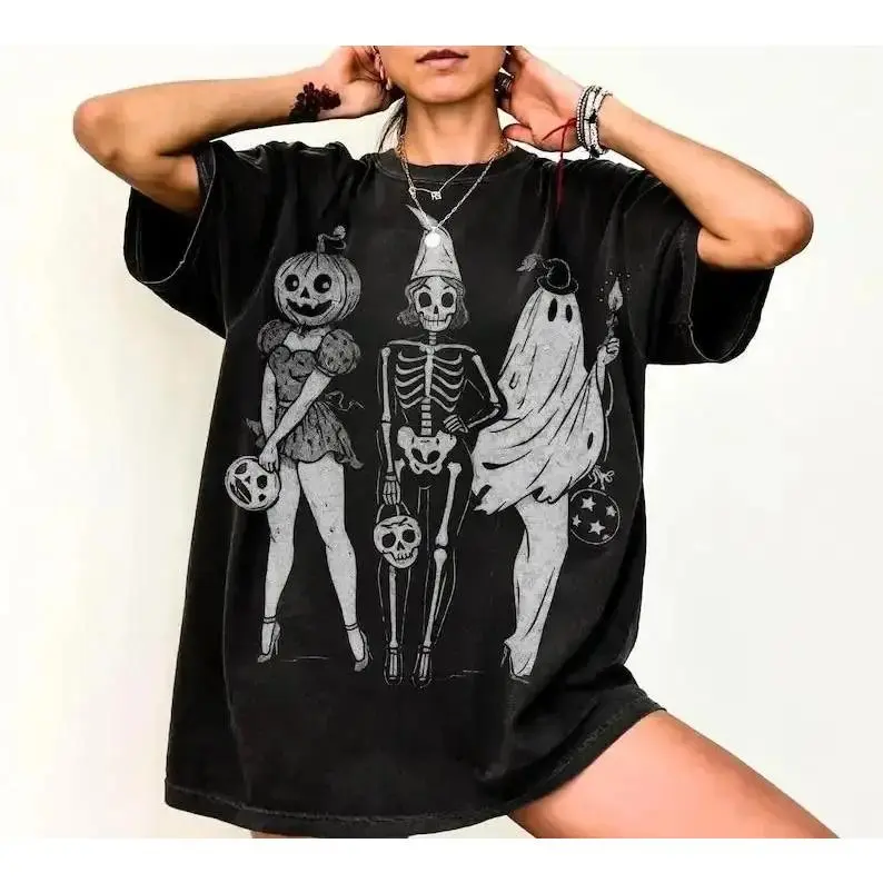 Halloween Spooky Girl Squad Tshirt, Skeleton Ghost Pumpkin Tee, Witchy Fall Shirt, Retro Trendy Halloween Graphic Tee,Unisex Crewneck T-shirt for Men And Women