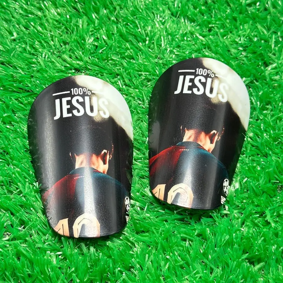 Mini Soccer Shin Guards, Minimalist Matte Style, Rounded Edges, Comfortable for Midfielders and Forwards, Flexible Direction Change, Soccer Equipment