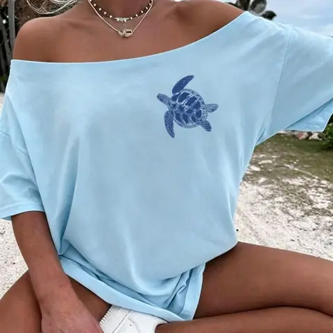 Oceanic Turtle Print Off-Shoulder Loose Fit Women's Summer T-Shirt Beach Style Casual Short Sleeve Top, Boho Beach Fashion
