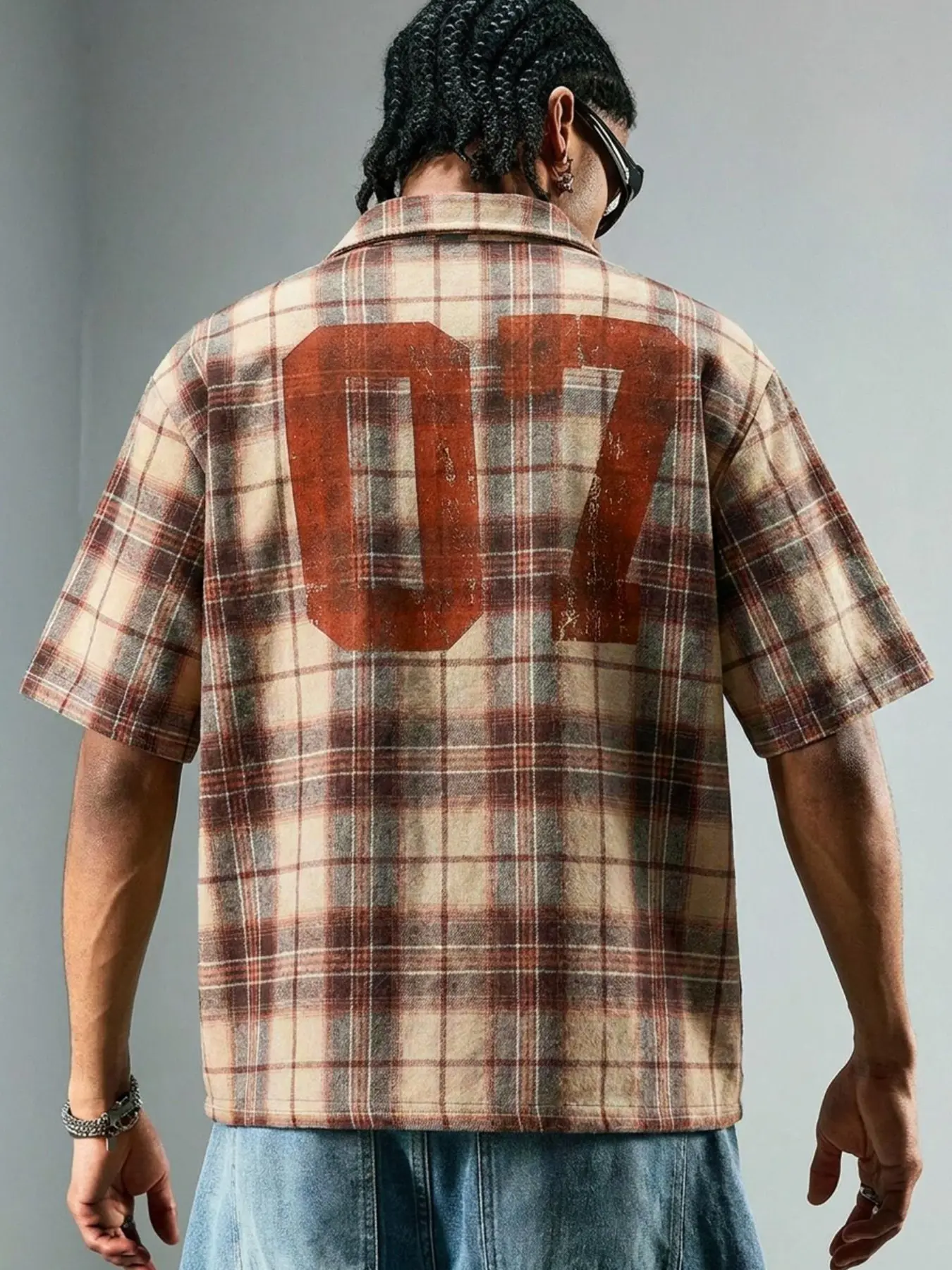 Men's Retro Plaid Checked Short Sleeve Loose Shirt, American Vintage Style, Fitted Streetwear Top, Perfect for Casual & Trendy, Oversized, Casual Checkered Shirt