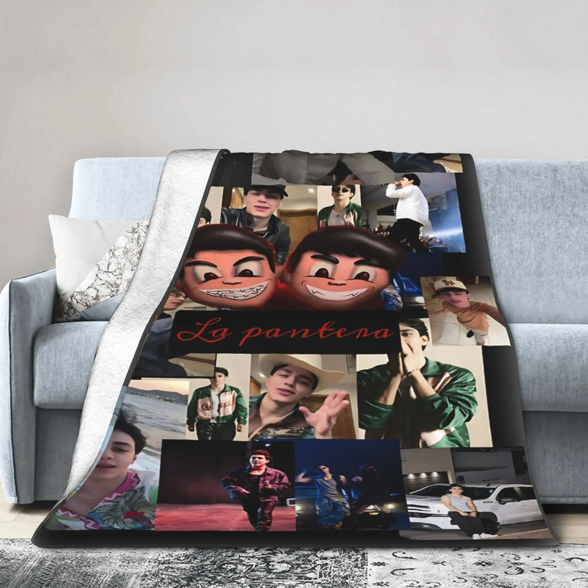 Fleece Blanket, Alan Arrieta Themed Throw, Soft, Warm for Autumn And Winter, Lightweight, Comfortable, Fluffy Quilt, for Bed And Sofa, Suitable for All Seasons,|Sofa Throw|Nap Blanket|Car Blanket|, Christmas, Halloween