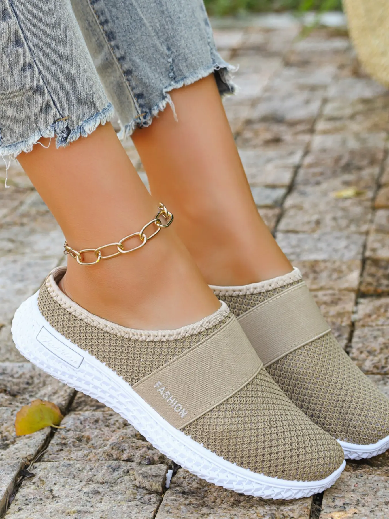 Women's Casual Slip-On Clogs Mules, Lightweight Mesh Breathable Flat Shoes, Comfortable No-Heel Walking Sneakers, Ideal for Daily Wear