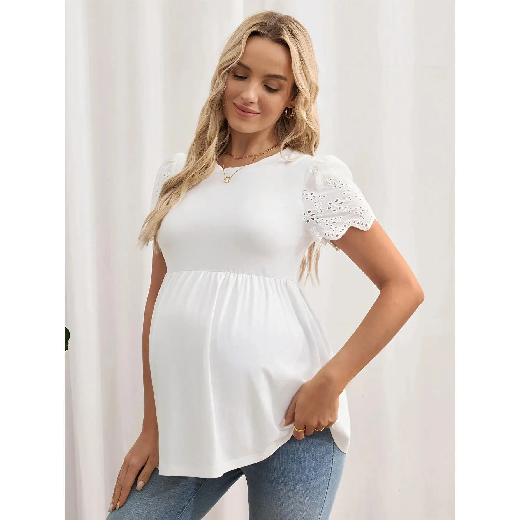 Pregnancy clothesWomen's Maternity Short-Sleeve Modest Plain Casual Sports Top - White Summer Clothing for Expectant Mothers, Baby on the Way, Bun in the Oven