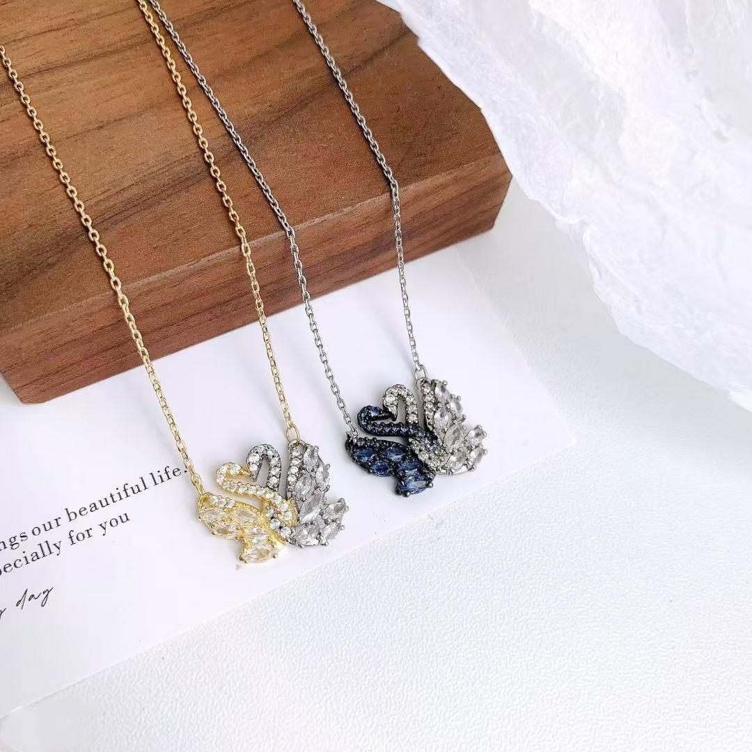 New Hugable Goose Black and White Gold Swan Necklace, Luxurious and High-end, New Year's Gift for Girlfriend, Birthday Present