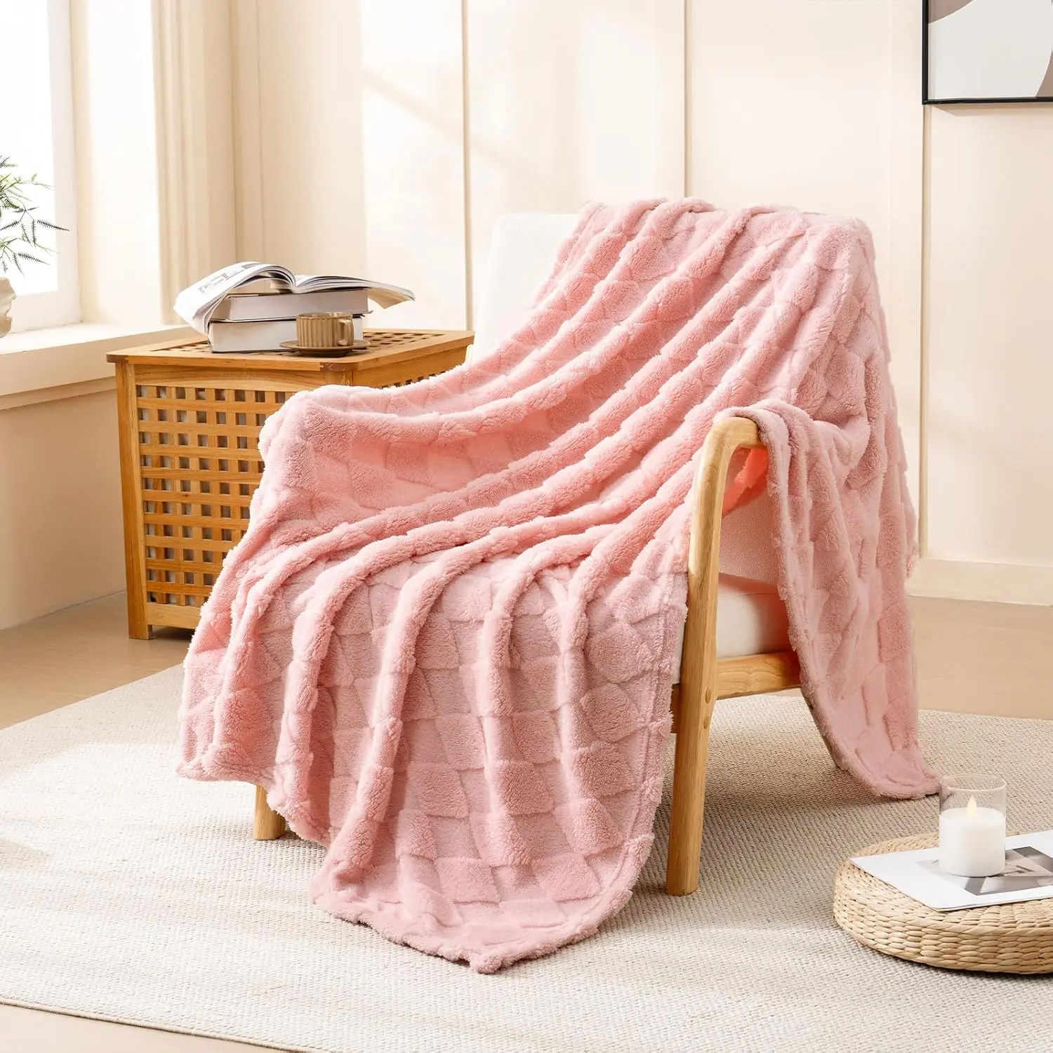 Fleece Throw Blanket for Couch Sofa 50”x60” with  Checkered | Microfiber Flannel, Lightweight Plush Soft Cozy, Gifts for Women Mom