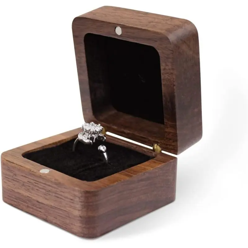Personalized wooden ring box, mini single-slot engagement ring storage box, square wedding ring box, elegant vintage wedding ring storage box