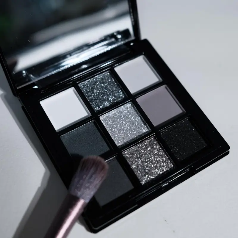 9 Color Smokey Eyeshadow Palette - Highly Pigmented Matte & Glitter Shades, Long-Lasting, Waterproof & Blendable, Black Silver Gray Eyeshadow Set for Sultry Glam (Reversal Star Smokey)