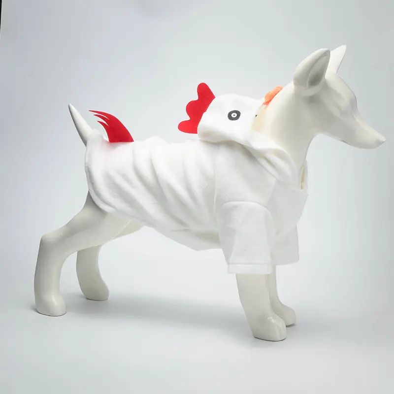 Chicken-shaped pet costume, funny and creative Halloween transformation outfit for cats and dogs