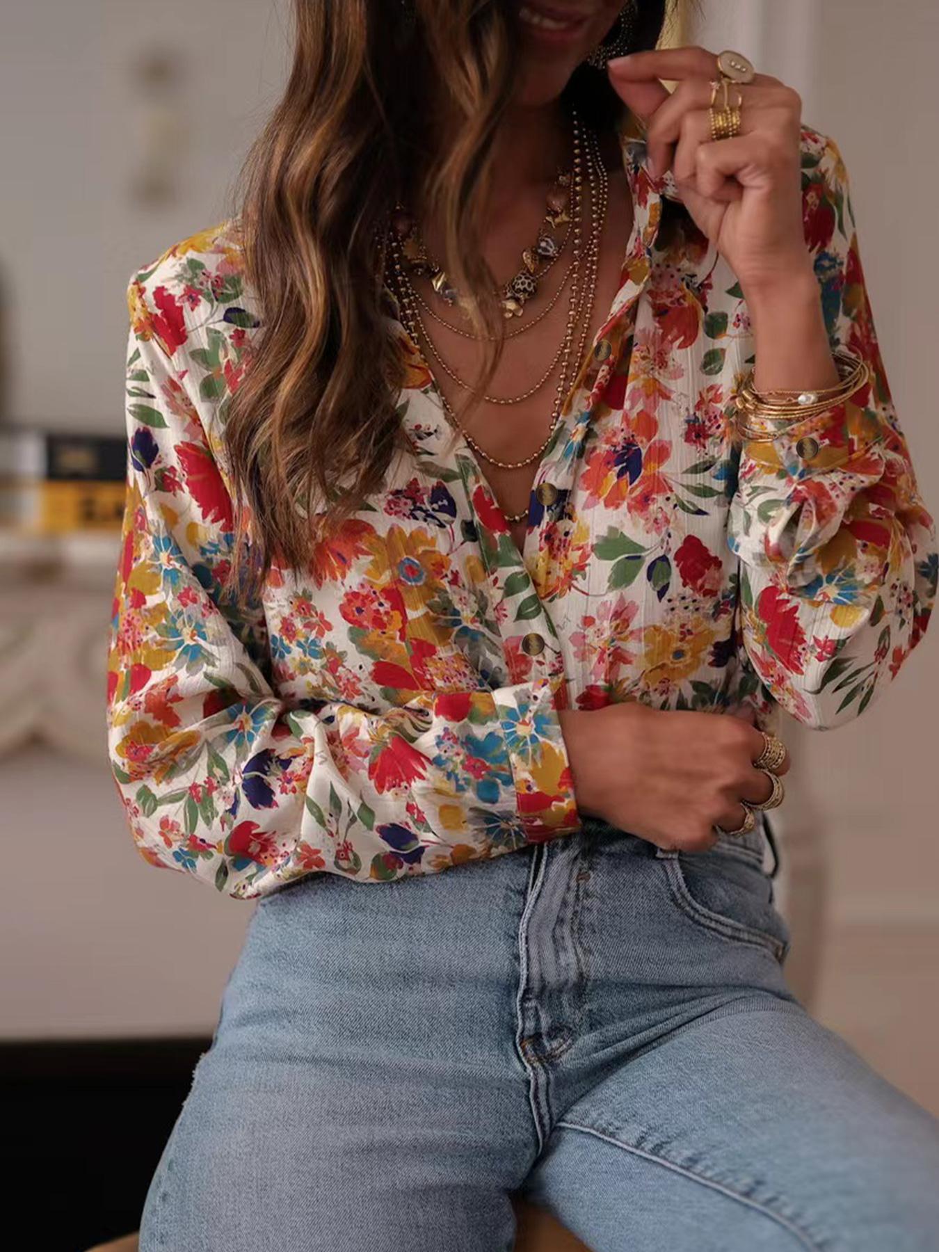 Women's All Over Print Fitted Blouse, Casual Classy Fashion Long Sleeve Button Closure Top for Daily Wear, Ladies Clothes for All Seasons, Shirts
