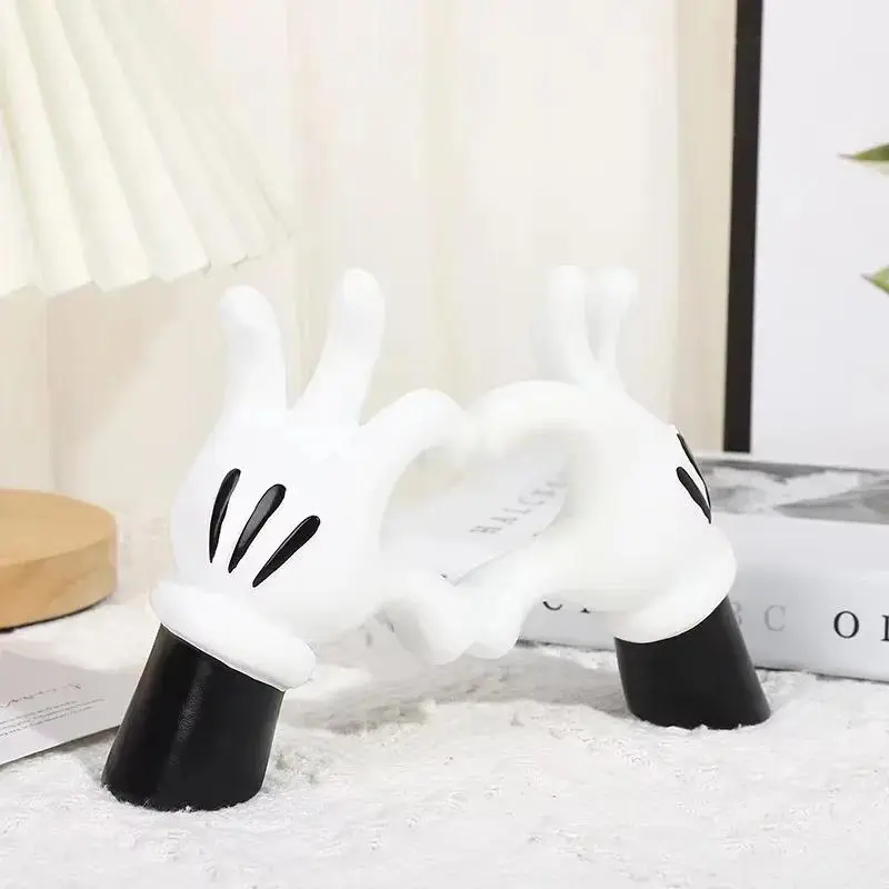 Aesthetic Hand Figurines Worship Money Creative Resin Sculpture Art Hand Statue Livingroom Decoration Desk Ornamentalis Gift