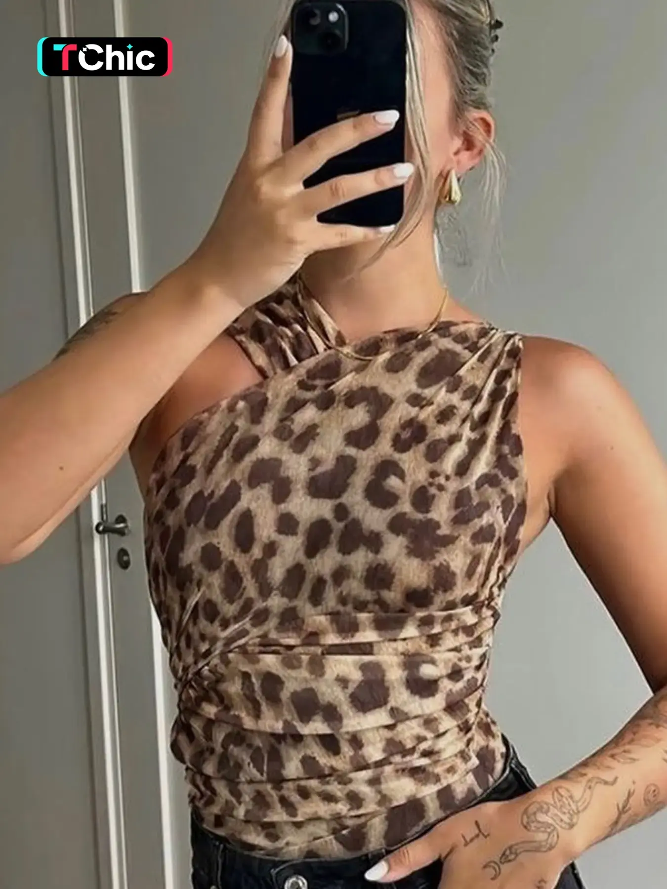 Women's Leopard Print Stretchy Bodysuit, Casual Sleeveless Bodysuit for Party Club Dating Wear, Ladies Clothes for All Seasons