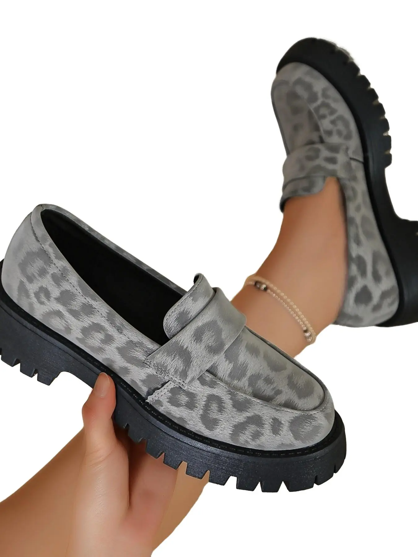 Unique Atmosphere Matte Finish Thick Sole Heeled Shoes, Daily Wear Versatile Comfortable Single Shoe, Fashionable and Non-Tiring Footwear