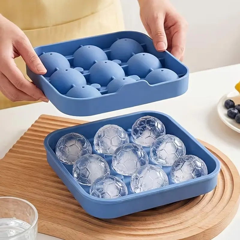 9-Cavity Silicone Soccer & Hockey Puck Ice Cube Tray with Lid – Round Ice Mold for Whiskey, Cocktails, and Party Drinks – Easy Release, Flexible, and Durable – Ideal for Home Bars and Sports-Themed Parties