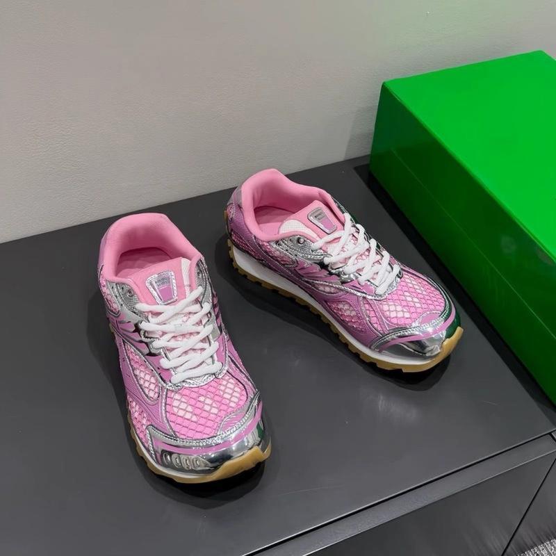 Shoes in the Shoe Cabinet Lace Up Flat Casual Women Round Toe Designer Female Outside Walking Running 2026 Runway Trainers Couple Shoes Girl Closed Casual Sneaker Footwear Athletic Runner Canvas Material