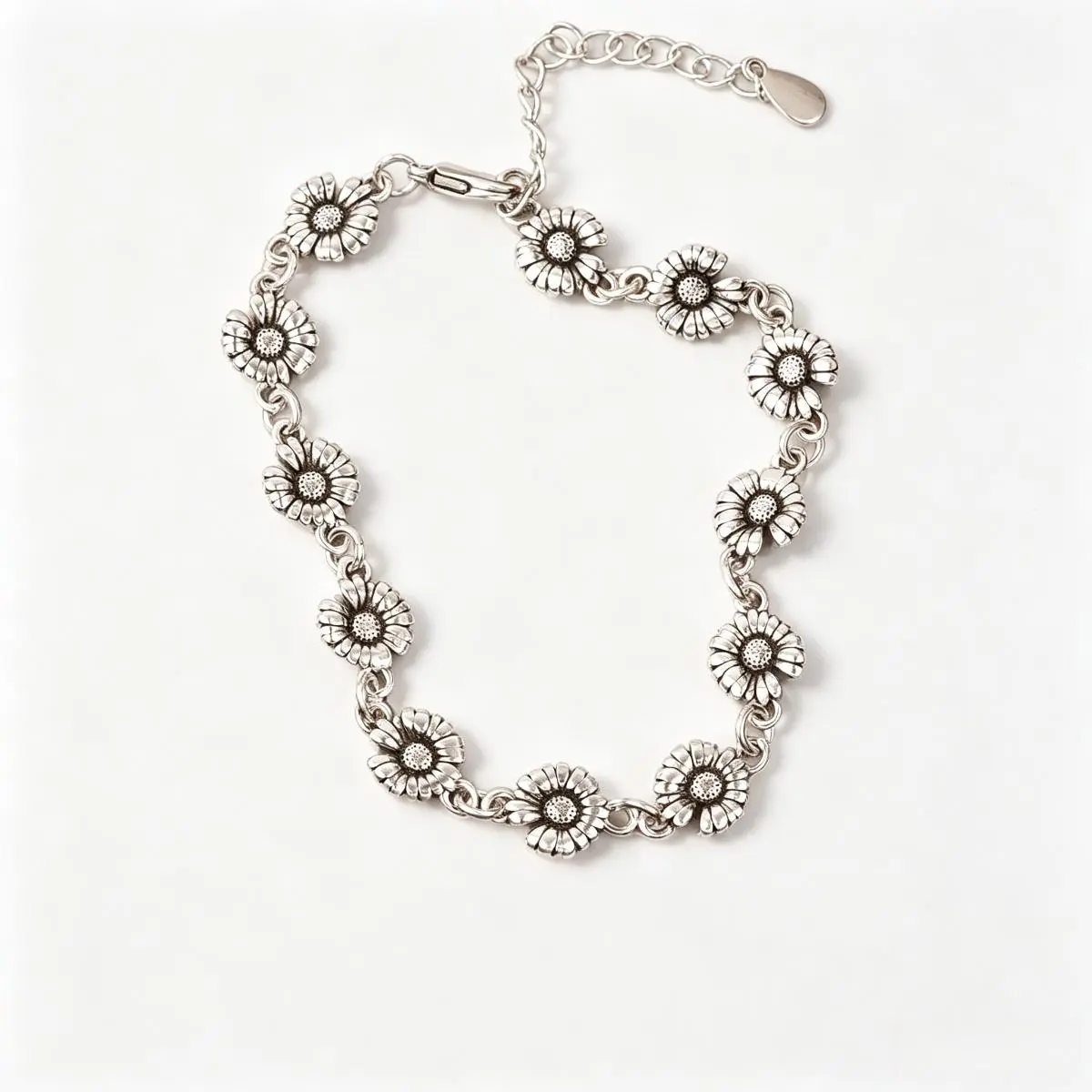 Women's Korean Style Flower Charm Bracelet Set - Sunflower & Daisy Charms, Dainty Stackable Fabric Bangle, Polyester Fiber, Casual Elegant Female Jewelry, Arm Candy Accessories
