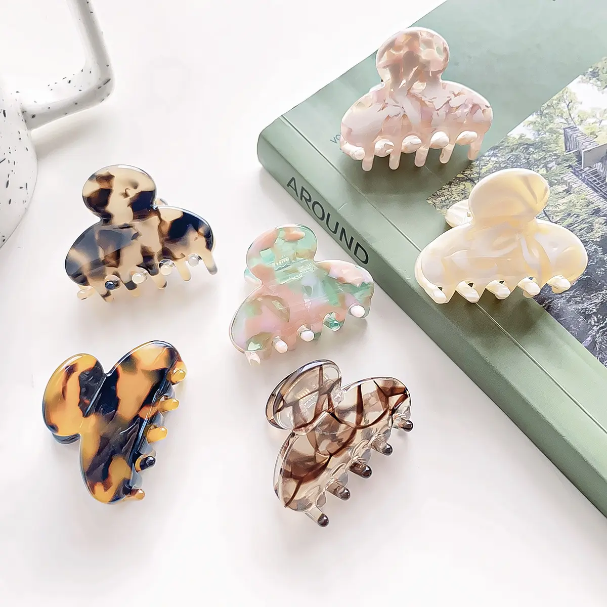 6 Patterns Mini Tortoiseshell Acrylic Hair Claw 3.8*3.5cm, 6g Lightweight Small Jaw Clip, Marble Pastel Print Non-slip Hair Grip for Fine Hair Half-up Daily Styling