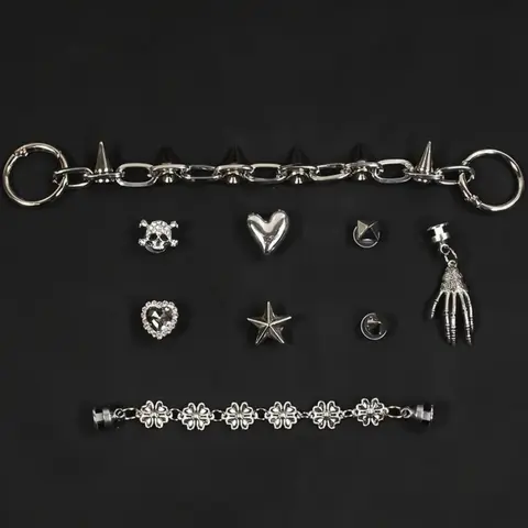 Punk Hollow Out Heart & Chain Design Shoes Decoration, Bling Shoe Charms, Clog Accessories, Decorative Shoe Accessories, Fashionable Comfort Shoes Decorations for Clogs Men Women Unisex, Gift for Decor Daily Footwear, Shoe Embellishment Set