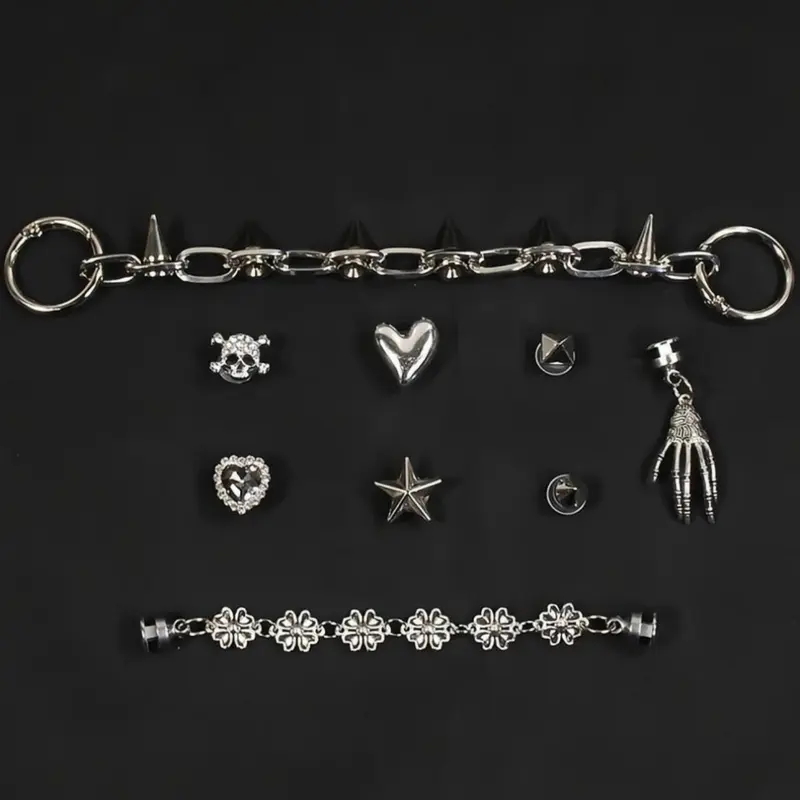 Punk Hollow Out Heart & Chain Design Shoes Decoration, Bling Shoe Charms, Clog Accessories, Decorative Shoe Accessories, Fashionable Comfort Shoes Decorations for Clogs Men Women Unisex, Gift for Decor Daily Footwear, Shoe Embellishment Set